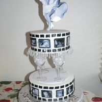 Marilyn Monroe This is one of those cakes that if I knew then what I know now could have been so much better! Iced in buttercream with fondant lustre dust...