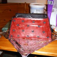 Clutch attempted to redeem myself from previous attempt at a purse, it is so hard to tint fondant a bright red... I think it came out ok