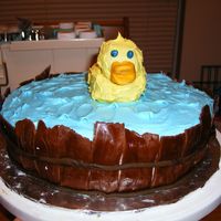 Dirty Ducky got this idea from here... my friend loves duckies so I made this for her birthday... I also learned that if you don't let fondant dry...