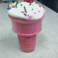 Ice Cream Cone Cupcake I made a couple dozen of these or a child's birthday party.The easiest way to carry them is to cover a large cake pan with plastic...