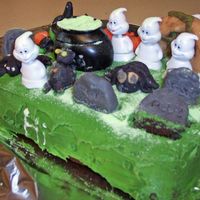 Halloween Cake This is a cake I made for halloween