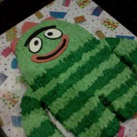 Brobee 1/2 sheet and Smash cake for 1st bday