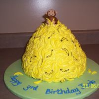 Curious George/monkey Cake My first attempt at a fondant figure. Monkey and bananas are MMF. Inspired by all similiar cakes on CC especially bmote1.