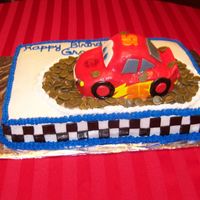 Disney's Cars Lightning Mcqueen full view of cake