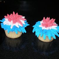 Firework Cupcakes Used star pull outs to create the fireworks effect.