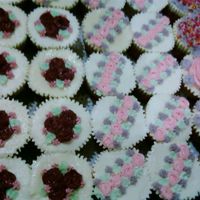 Cereal Vanilla Cupcakes 