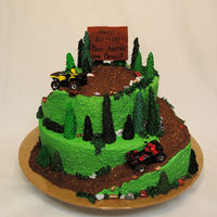 Atv Mudding BC icing, fondant trees and RKT for the ramps