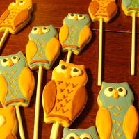 Owls cream cheese cookie with royal icing