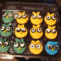 Owl Cupcakes yellow cupcakes with buttercream icing