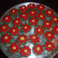 Poinsettia Cupcakes 