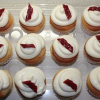 Twizzler Cupcakes Vanilla cupcake with a Twizzler licorice filling and buttercream frosting