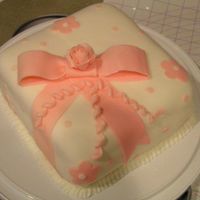 Wilton Class 3, Cake 1. Fondant on Fondant