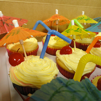 If You Like Pi?a Coladas... My take on a pi?a colada cupcake.