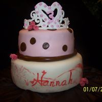 Dora Toile I took a gorgeous design made by sarahnichole975 and changed it for a 3 year olds birthday. Mine doesn't do hers justice at all. Dora...