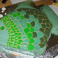 Birthday Fish I did this cake with a friend for our husbands that happen to have the same Birthday. Royal icing scales done with color flow style.