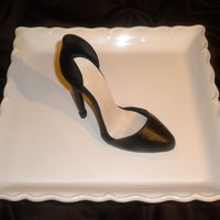 The Perfect Mule All gum paste made on a form I made for the perfect arch and height. No wires, sticks or other tricks. ;)