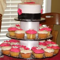 Pink / Black Baby Shower Cupcakes This was for a baby shower I did. I identified the type of cupcakes by the color. White frosting was strawberry and Pink frosting was lemon...