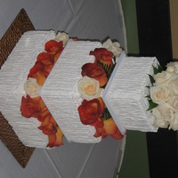 Drexler All piped cake, with Riches Bettercream