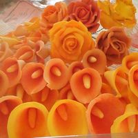 Gum Paste Calla Lilies&roses 