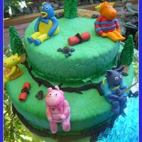 Backyardigans Las figuras fueron hechas a mano en modelado de azucar.