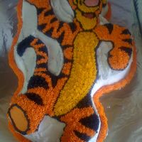 Tigger Cake my mother-in-law loves Tigger...so here was her birthday cake.