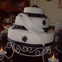 B&w With Edible Diamonds Wedding Cake 