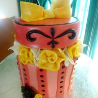 Pink Hat Box This was a 6" 5-layer Red Velvet cake with a whipped Marscapone Cream Cheese filling. The client asked for something "small, cute...