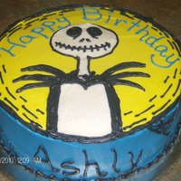 Jack Skellington Cake I made this double layer cake for a friend's daughter. I found the idea from another CC member. All buttercream icing.
