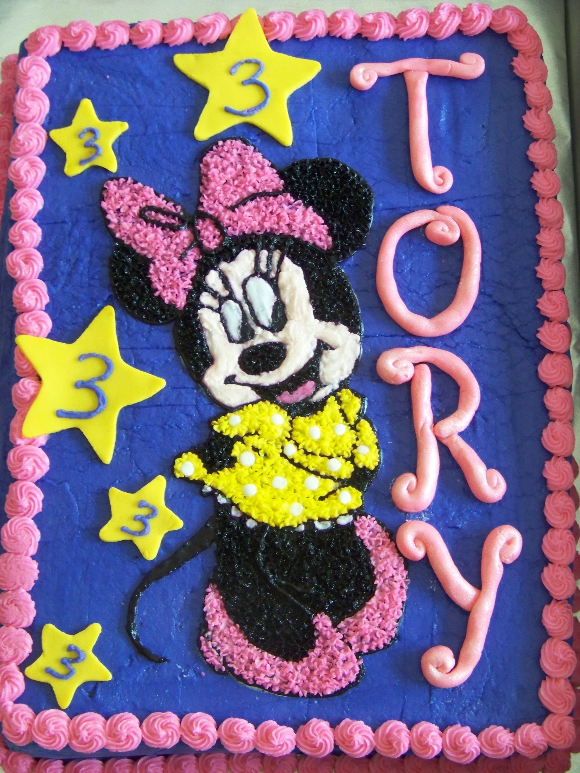 Minnie Mouse Cake 