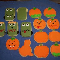 Halloween Cookie Bouquet This was for a Cookie Blossom class that I taught on Halloween in '09. We had a lot of fun.
