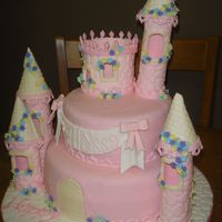 1St Birthday Castle This was for my best friends daughters 1st birthday! I am super happy with it. Towers were made from pastillage. Took me 7 hours to...
