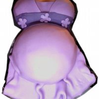 Pregnant Belly Cake This is a test run of a cake I have to make this weekend. I was quite nervous about making it...but it was actually quite easy to make. :)...