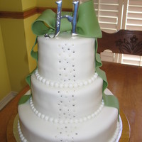 White And Sage Green Wedding Cake 