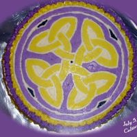 Celtic Knot I don't remember whose article but found this here on Cake Central. I used a print from the internet and then traced and filled in...