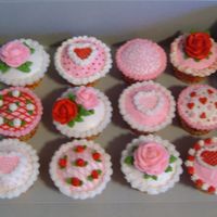 Valentine Cupcakes Picture is a little blury but these were valentines day cupcakes. I was experimenting to see what I could come up with