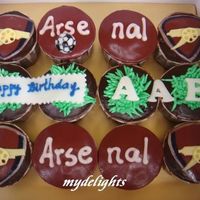 Arsenal Fan Cupcakes 