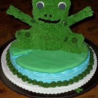 Frog On Lily Pad I carved this frog out of the stand up bear pan; used dowel rods covered in rice cereal treats, then placed him on a lilly pad made of...