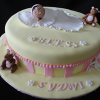 Sydni's Christening A christening cake inspired by a cake done by Lorraine Mckay.