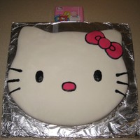Hello Kitty Cake White cake with stawberry buttercream filling and MMF. It was my first time using MMF, and it went very smoothly thanks to all the pointers...