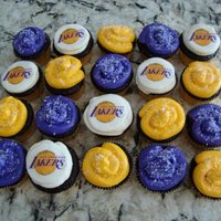 Laker Cupcakes 