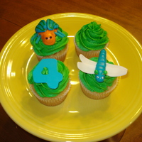 Buggy Cupcakes Bug cupcakes for a 4th birthday.
