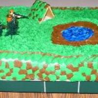 Hunting_Cake_For_Mike.jpg Hunting cake made 1/2 white 1/2 chocolate all bc.