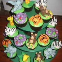 Jungle Animals Jungle Animal cupcakes for a kids party. The lady thought they were just going to be a stickers on the top of the cakes so was surprised...
