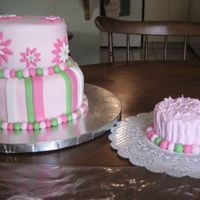 N512867678_1385696_992520.jpg First birthday cake and smash cake