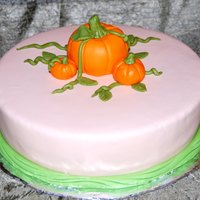 Pumpkin Patch Cake Very simple cake with fondant pumpkins and vines