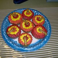 Turkey Cuppies Spice cake, cheesecake filling, cinnamon buttercream.