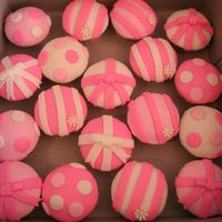 Img_4903.jpg Fondant covered cupcakes for a baby shower