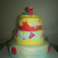 Elmo Cake Still trying to learn how to make fondant figures..