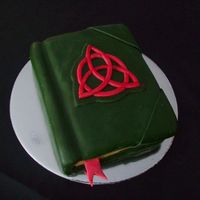 Charmed Book Of Shadows I've been dying to make this cake since I started decorating! Made for my sister (who is also a huge fan of Charmed).