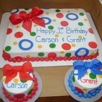 Birthday Circles And Bow Twin boys' 1st bday! Made with the help of CCer and BFF, robingeo.